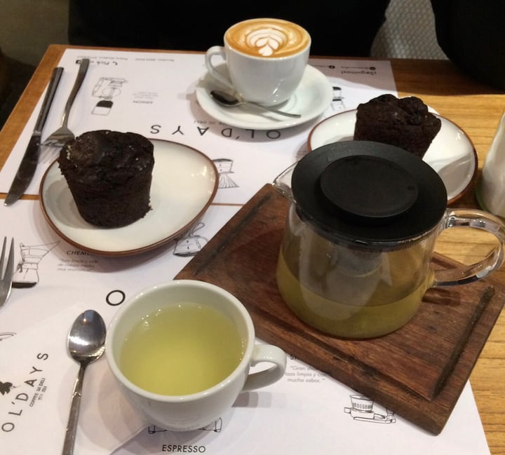photo of OL'DAYS Coffee and Deli Muffin de chocolate vegano shared by @signorinaluciana on  07 Aug 2019 - review