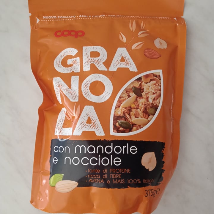 photo of coop granola shared by @zaris on  11 Sep 2022 - review