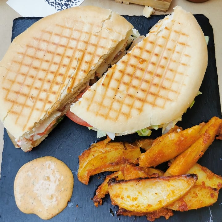 photo of my lola vegan food Campero de Heura shared by @vegafri on  03 Mar 2021 - review