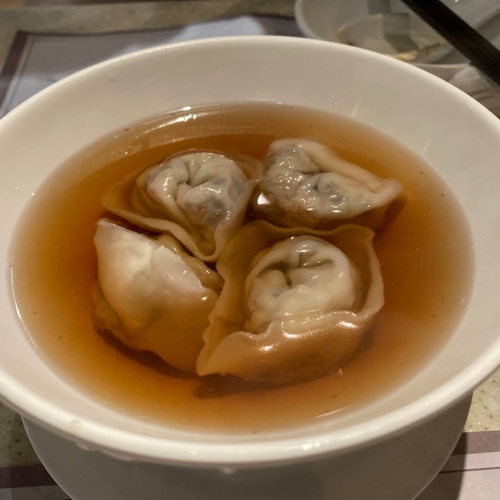 photo of Shanghai Lane Veggie dumplings in soup shared by @amrarafa on  03 Dec 2020 - review