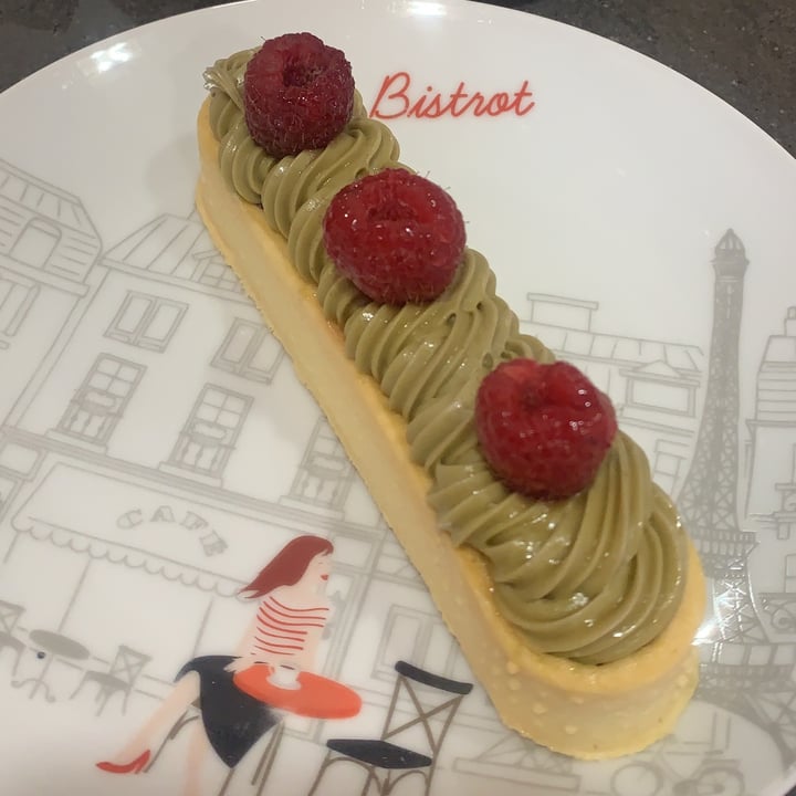 photo of MadamaDorè Monoporzione al Pistacchio E lamponi shared by @giuliaperin on  14 Feb 2022 - review