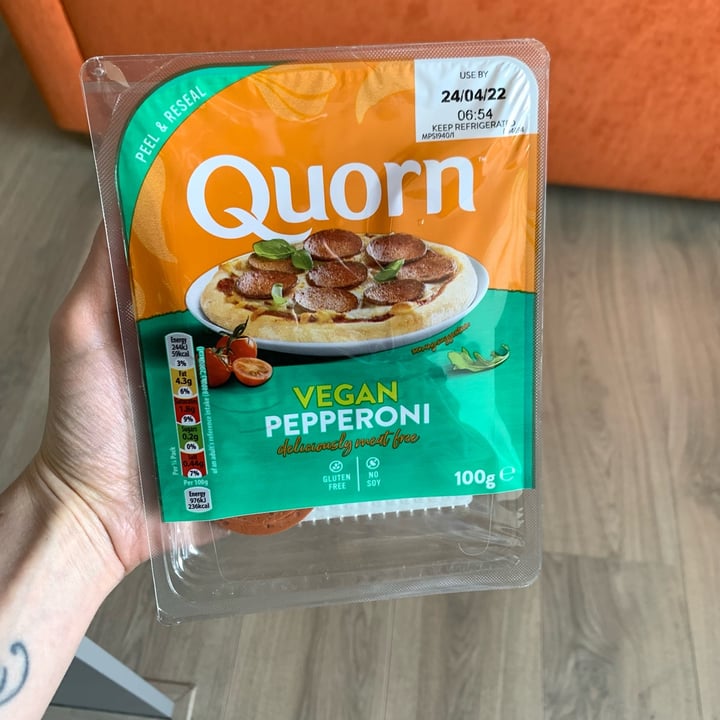 photo of Quorn Vegan pepperoni shared by @tizianavegana on  26 Mar 2022 - review