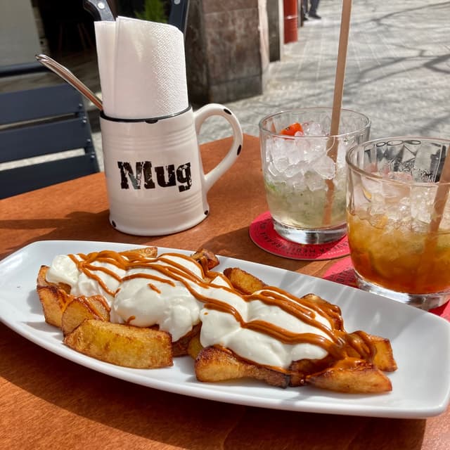 Photo of the dish “Vrabas con veganesa de ajo y aceite de chipotle ahumado.”
