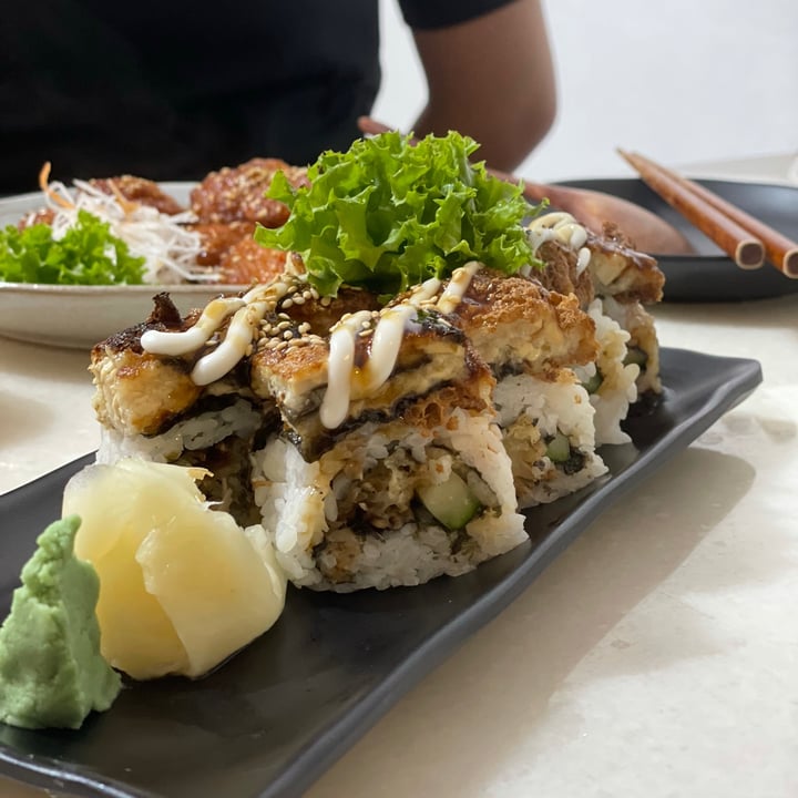 review photo of Lucky Cat Tofunagi Maki shared by @choongnotchong on 14 May 2021 - review