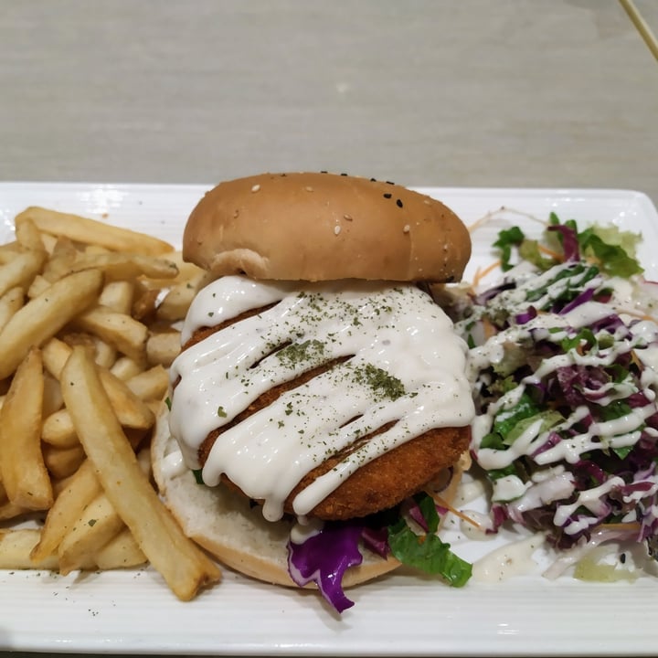 photo of Flavours by Saute Quinoa Burger shared by @windgal on  19 Sep 2021 - review