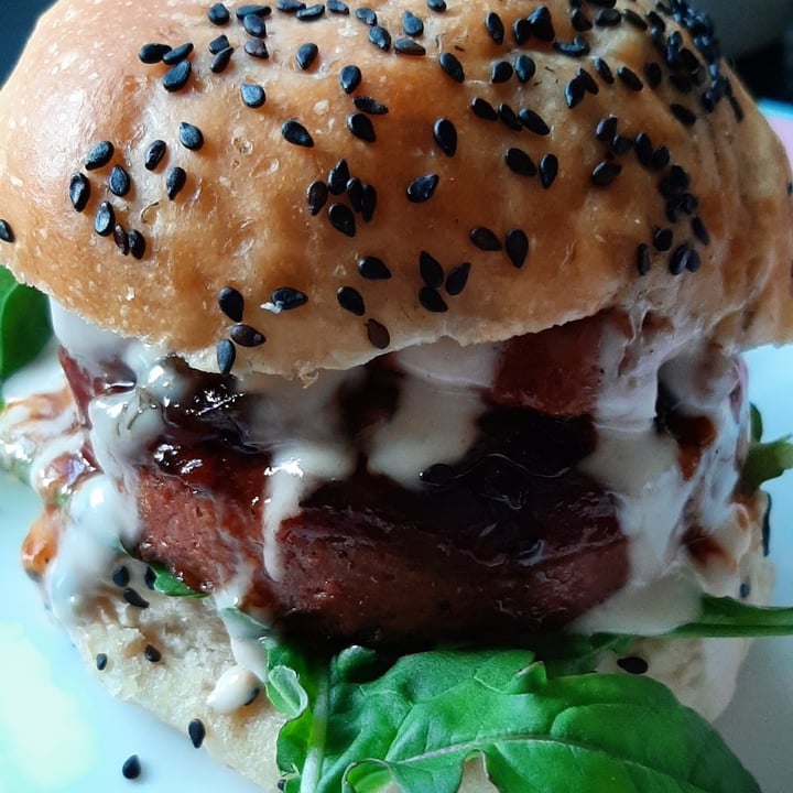 photo of Hudsons The Burger Joint (Claremont) The Herbivore burger shared by @rondeboschvegan on  19 Mar 2021 - review