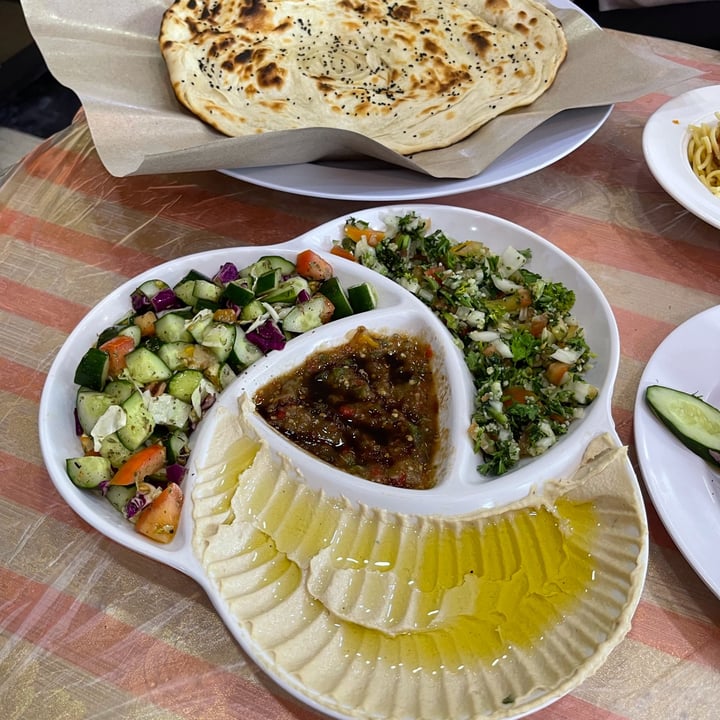 review photo of Restoran Star Hadramout Mixed Appetisers shared by @mehmehrene on 16 Sep 2022 - review
