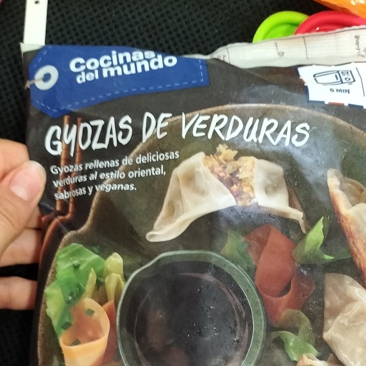 photo of La Sirena gyozas vegetales shared by @annamasana on  24 Jul 2022 - review