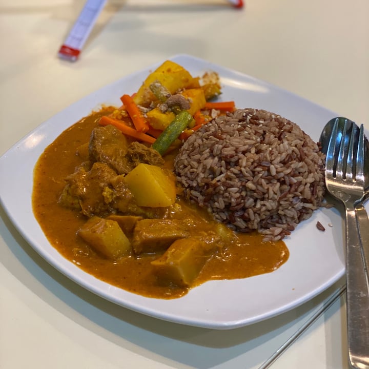 photo of Sunnychoice Rendang Lion’s Mane Mushroom Rice shared by @cocothekoala on  25 Dec 2020 - review