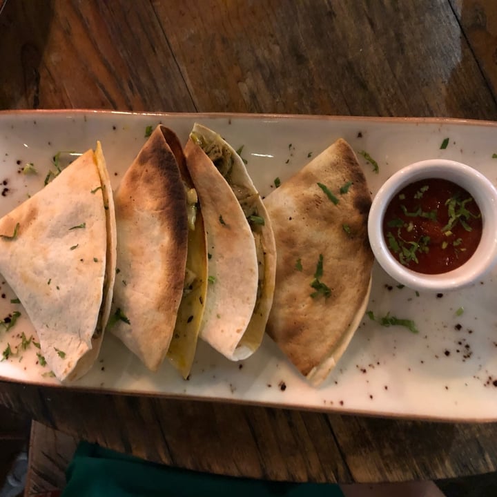 photo of Amarre 69 Quesadillas shared by @rumakaur on  22 Aug 2022 - review