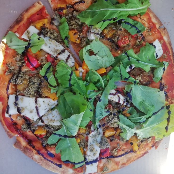 review photo of Carlucci’s | Meerendal Vegan Pizza shared by @bluekale on 08 Jul 2020 - review