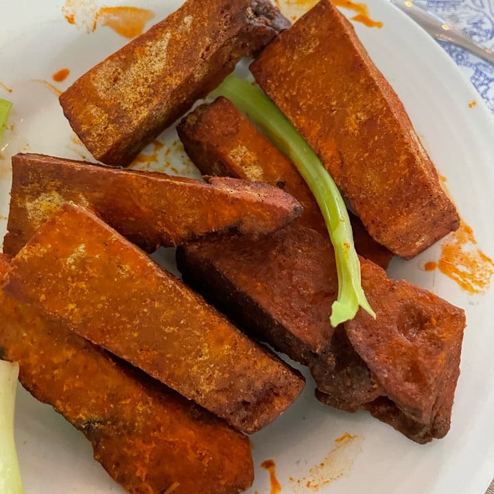 review photo of The Mad Batter Restaurant & Bar Hot Seitan “wings” with cucumber ranch shared by @consciouslycarlie on 31 Dec 2021 - review