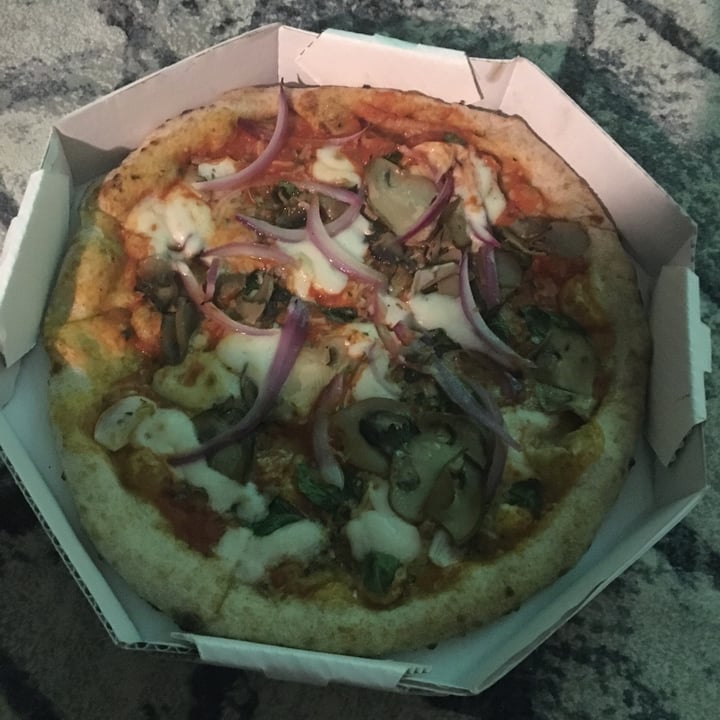 photo of Bráz Elettrica Pizza Vegana Cajupiry shared by @otlariadne on  11 Jul 2021 - review