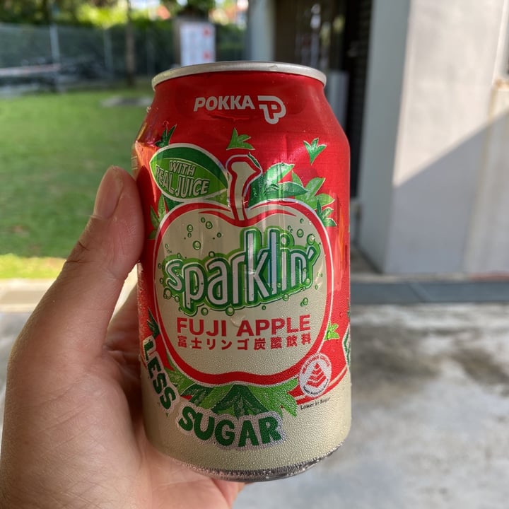 photo of Pokka Sparkling Fuji Apple shared by @piggy-egg on  10 Apr 2021 - review