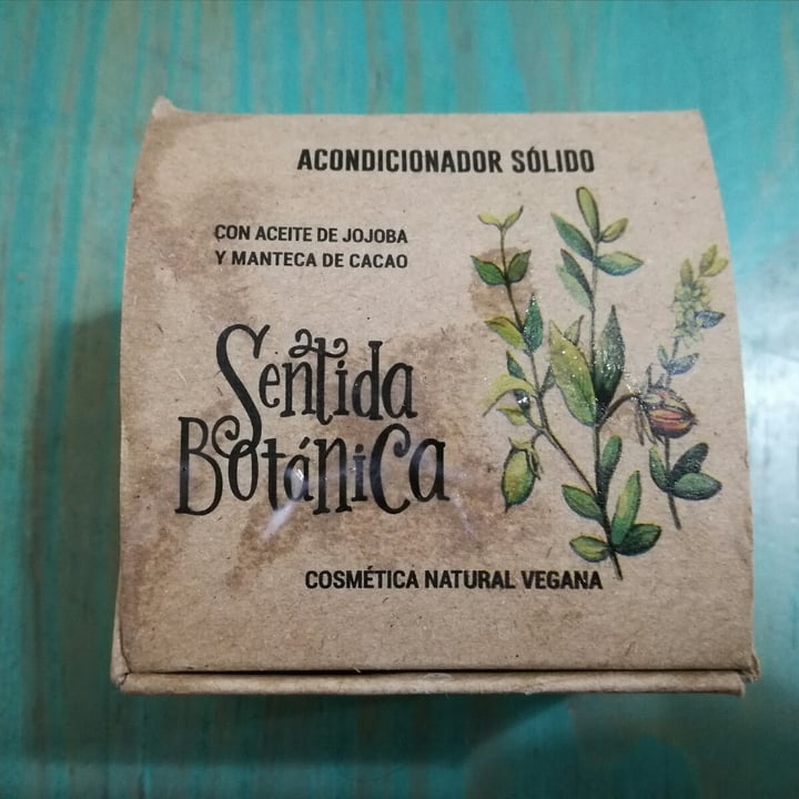 photo of Sentida Botánica Acondicionador sólido shared by @tatianamara on  31 May 2020 - review