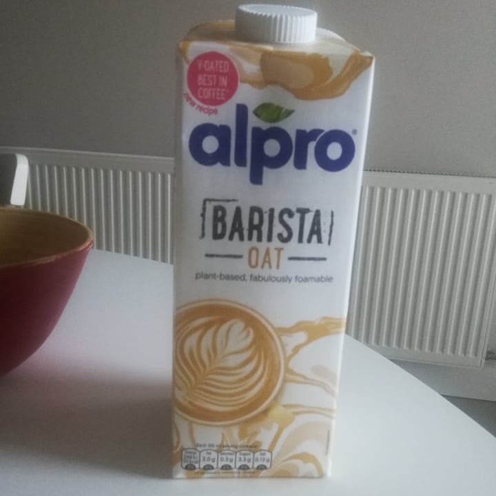 photo of Alpro barista oat shared by @danipontes on  06 May 2022 - review