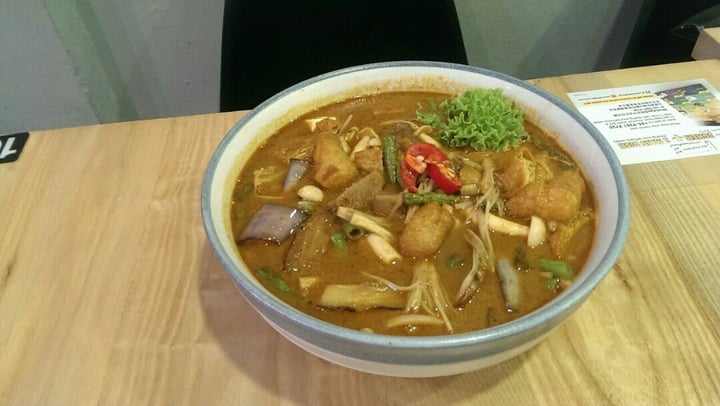 photo of Idealite Bugis Village Signature Curry Mee Hoon Kway shared by @fourdollars on  01 Aug 2019 - review