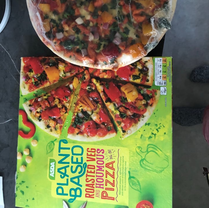 review photo of ASDA Roasted Veg And Houmous Pizza shared by @catscanfly on 27 Apr 2020 - review