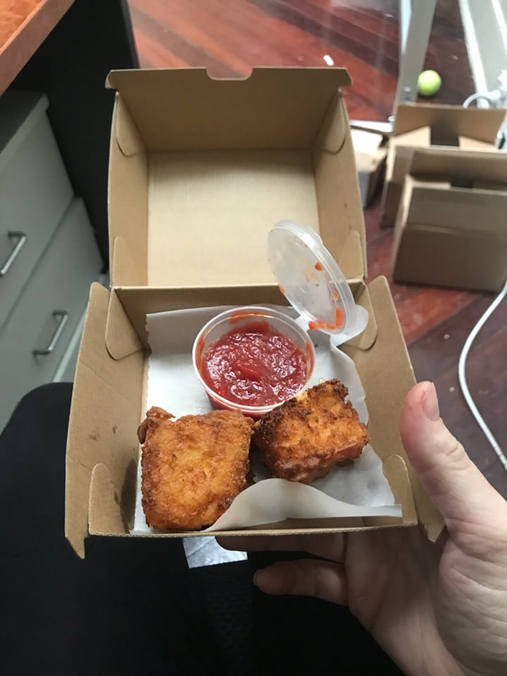 photo of Good Love Mac and cheese cubes shared by @tenayagray on  10 Nov 2019 - review