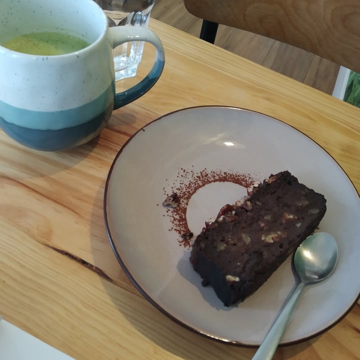 review photo of Spirulina Coffee Shop Vegan Chocolate Brownie shared by @esioleh on 14 Apr 2022 - review