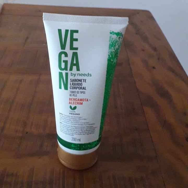photo of Vegan by Needs Sabonete Líquido Alecrim E Bergamota shared by @terezinhatiekosato on  25 Apr 2022 - review