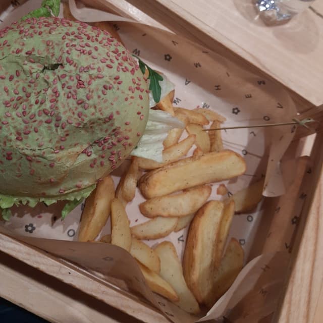 Foto do prato “Elf Burger”