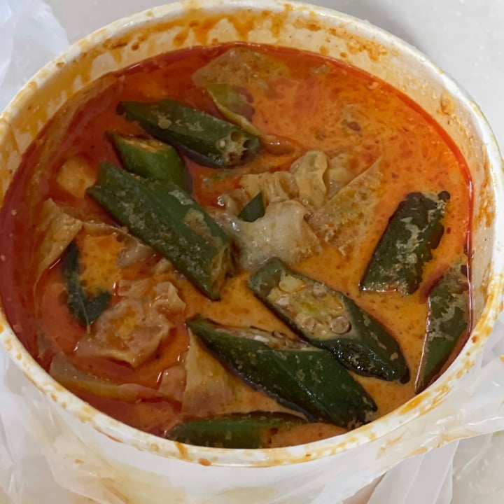 photo of Yes Natural Restaurant Vegetarian curry in Stone pot (veganised) shared by @greenbovine on  31 May 2021 - review