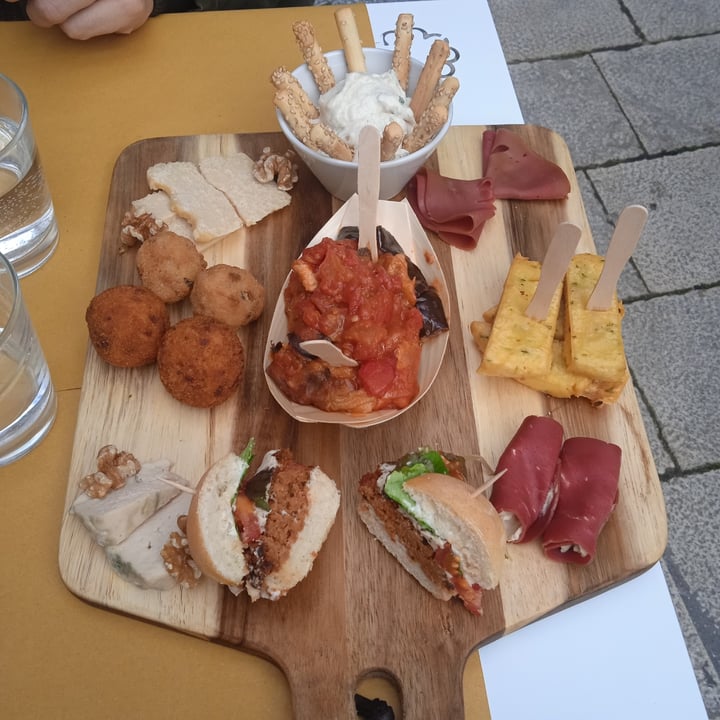 review photo of i timpi Tagliere shared by @alicedellemeraviglie on 08 Dec 2021 - review