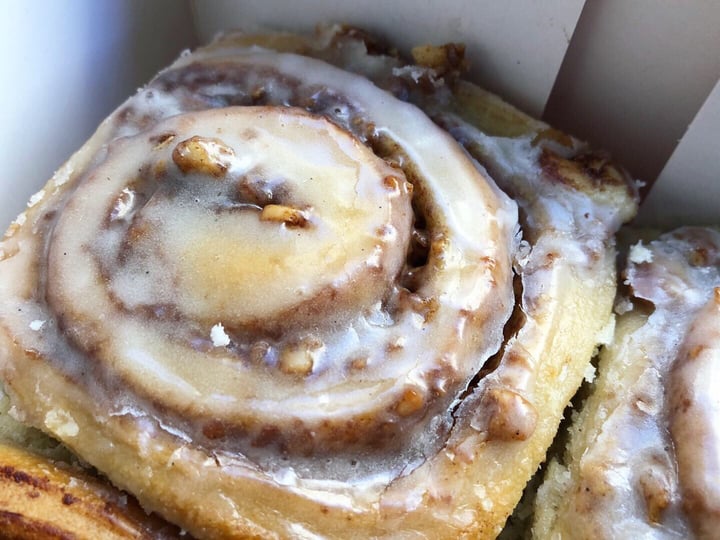 photo of Demasié Cinnamon Roll shared by @anaiturrizar on  06 Mar 2020 - review