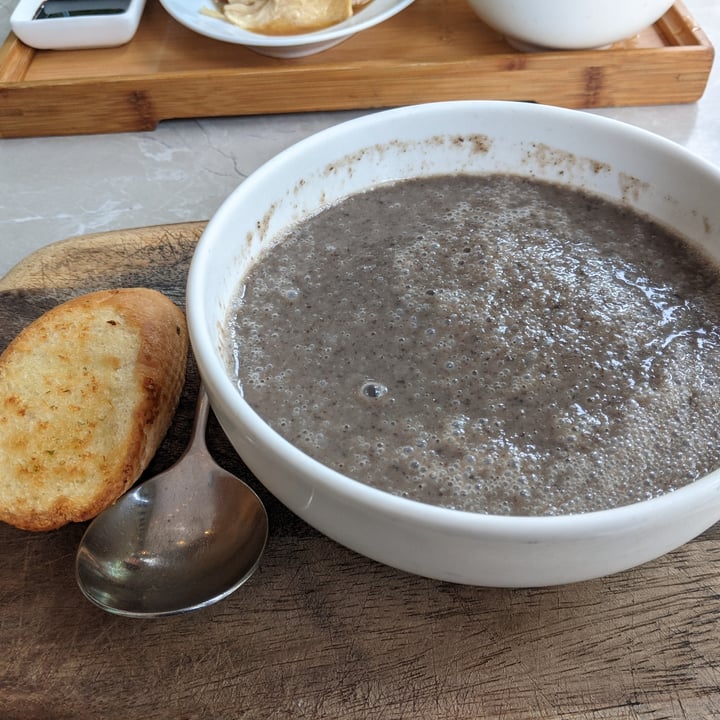 photo of Privé Wheelock Forest Mushroom Soup shared by @tancoul on  08 Jan 2021 - review