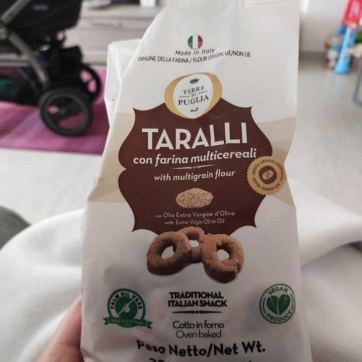 photo of Terre di Puglia Taralli con farina integrale shared by @robertacao on  13 Apr 2022 - review