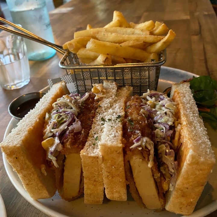 photo of Brother Bon katsu chicken sando shared by @lindy on  21 Sep 2022 - review
