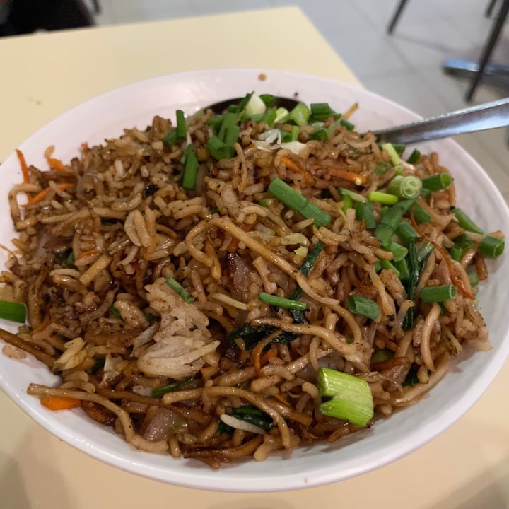 photo of Fifth Season Tangra Chinese Restaurant chow mien shared by @opheeeliaaa on  04 Jun 2022 - review