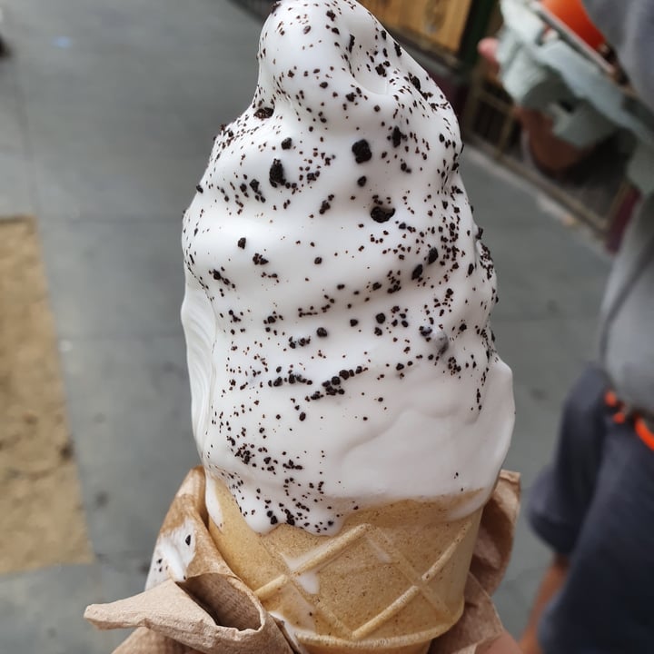 photo of VeganBurg San Francisco Soft Serve Ice Cream shared by @anistavrou on  14 Sep 2020 - review