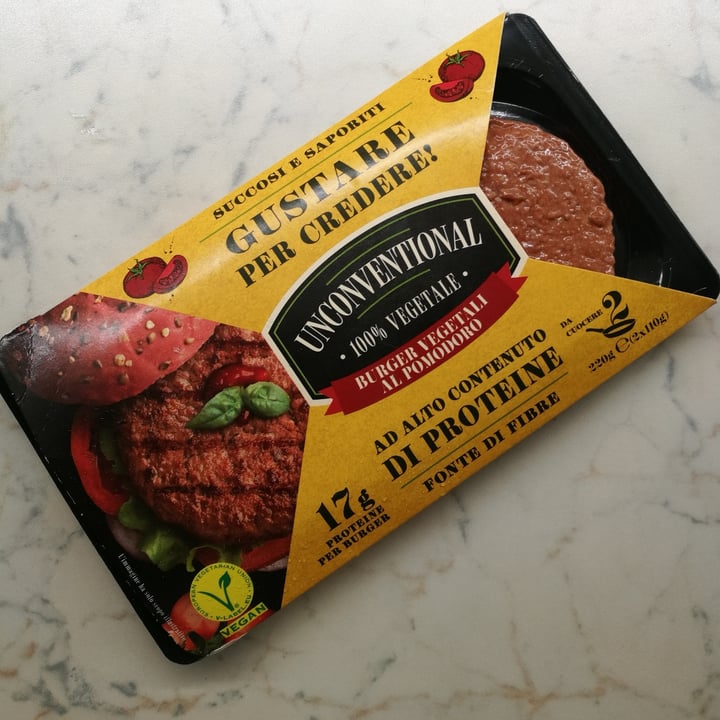 review photo of Unconventional Burger Vegetale Al Pomodoro - Tomato Burger shared by @veglife95 on 18 Nov 2022 - review