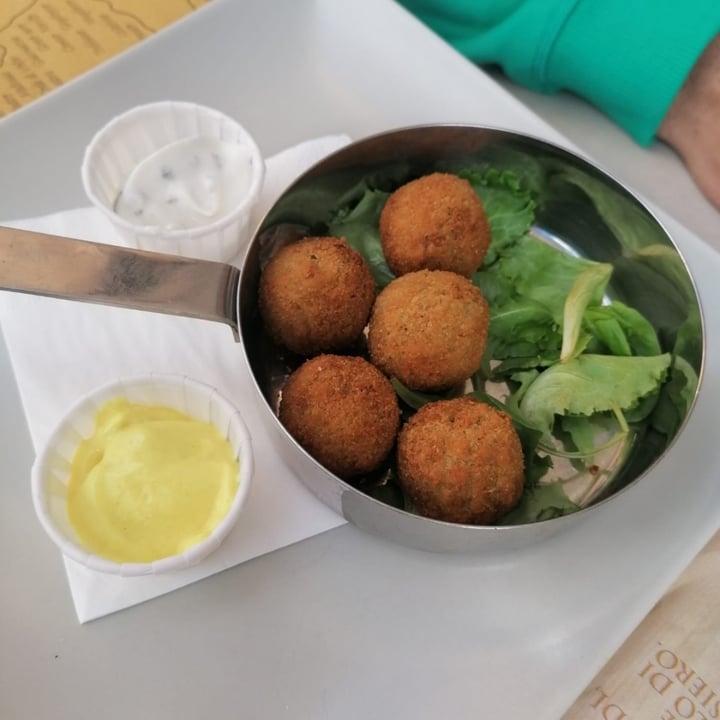 photo of Buddy Italian Restaurant Cafè Polpette di zucchine shared by @sofko on  07 Apr 2021 - review