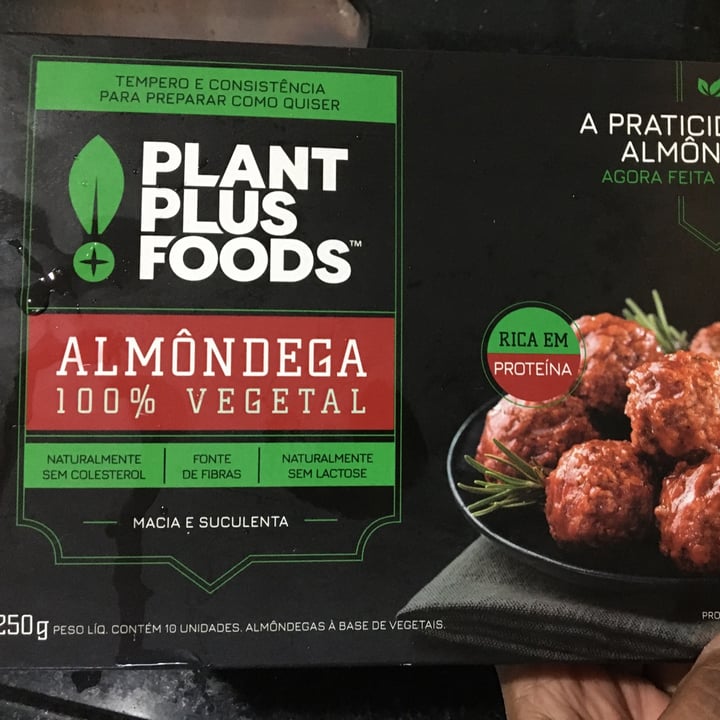 photo of Plant Plus Foods Almôndega Vegetal shared by @maryvaz on  12 Aug 2021 - review