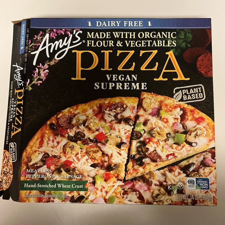 photo of Amy’s Amy’s Vegan Supreme Pizza shared by @courtlynn on  10 Apr 2022 - review