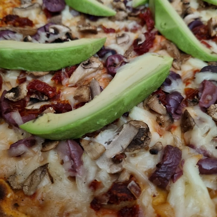 photo of Our Pizza Place “YOH” Pizza With Vegan Cheese shared by @carmz on  10 Aug 2022 - review