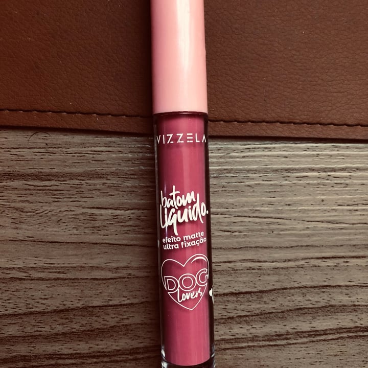 review photo of Vizzela Cosméticos Batom Líquido Mate shared by @lyra-belacque on 11 May 2022 - review