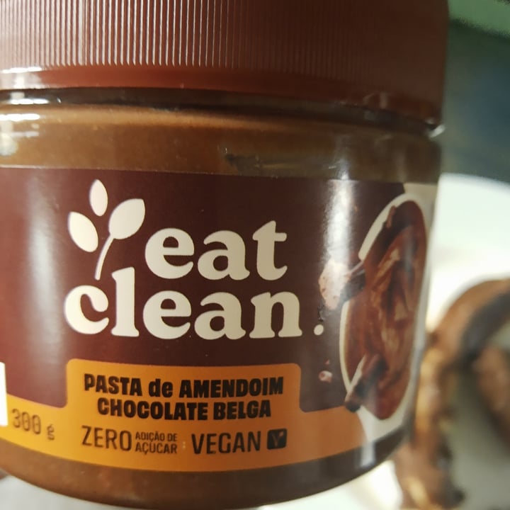 photo of Eat clean Pasta De Amendoim Chocolate Belga shared by @erossi on  19 Jun 2022 - review