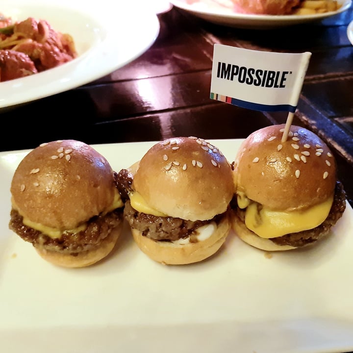 photo of Privé Keppel Impossible™ Mini Burgers shared by @wonderwombat on  31 Oct 2020 - review