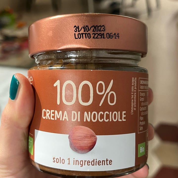 photo of Eurocompany 100% crema di nocciole shared by @tipsyballoons on  30 Nov 2022 - review