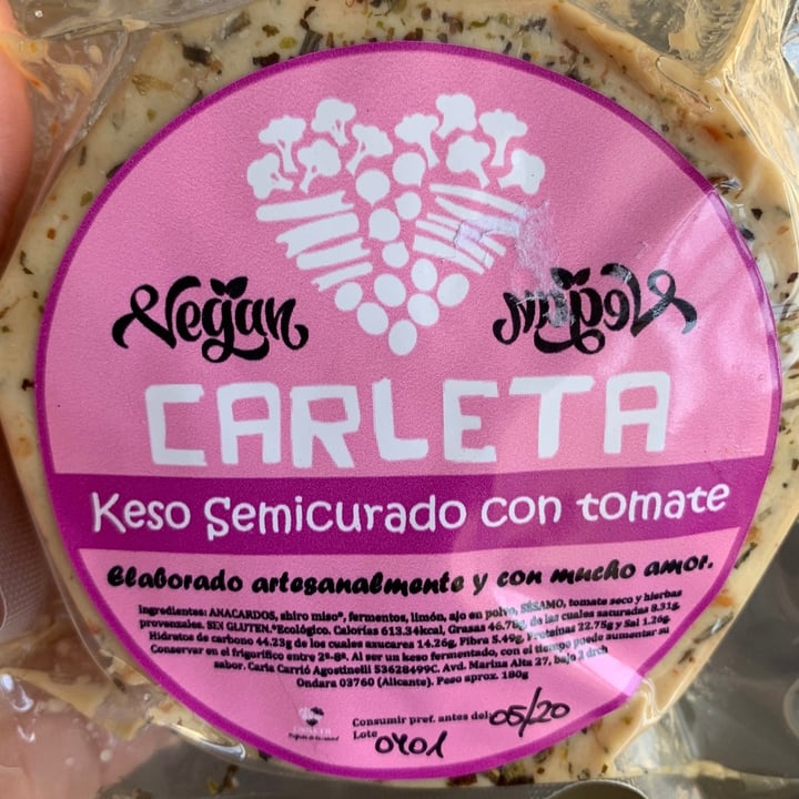 photo of La Carleta Keso Semicurado con tomate shared by @fromlosttotheveggie on  07 Mar 2020 - review