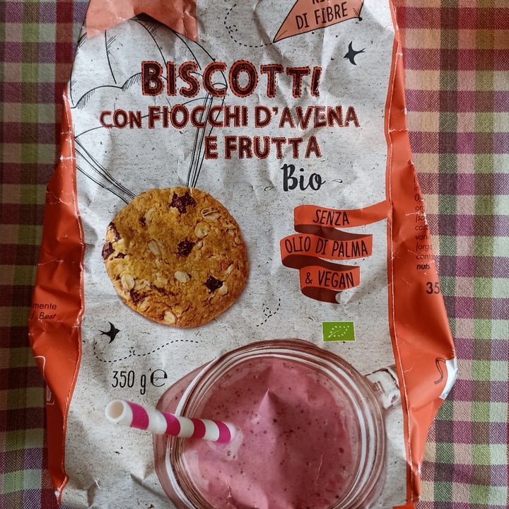 photo of Fior di Loto Biscotti Con Fiocchi D'avena E Frutta shared by @ilaria123 on  03 Dec 2021 - review