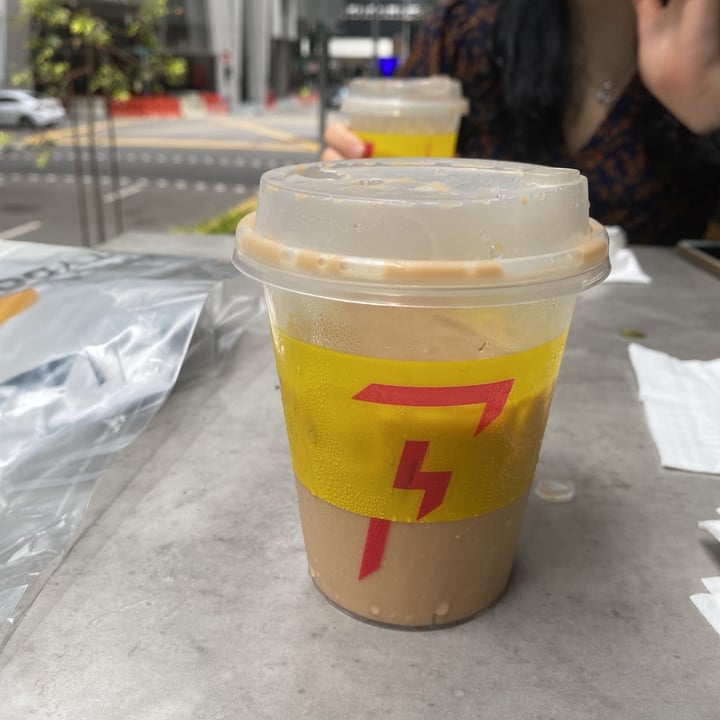 review photo of Flash Coffee Iced Caramel Latte shared by @sneezeha on 29 Jun 2021 - review