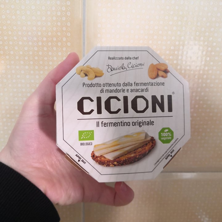 photo of Cicioni Cicioni il fermentino originale  shared by @pigsarecutex on  20 Mar 2021 - review