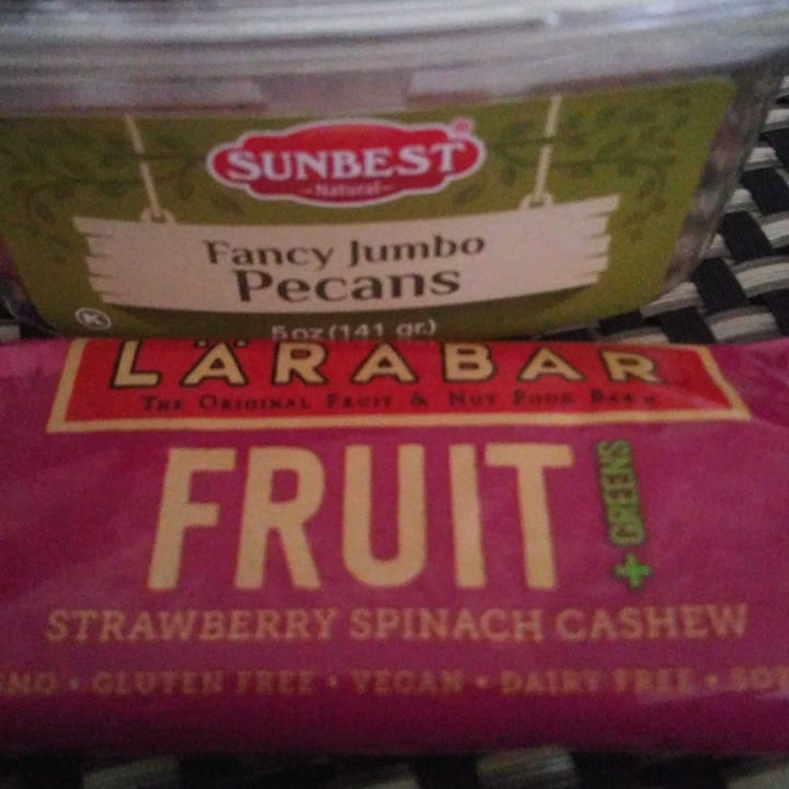 review photo of Larabar Fruit + Greens shared by @goofiecookie on 06 Jul 2020 - review