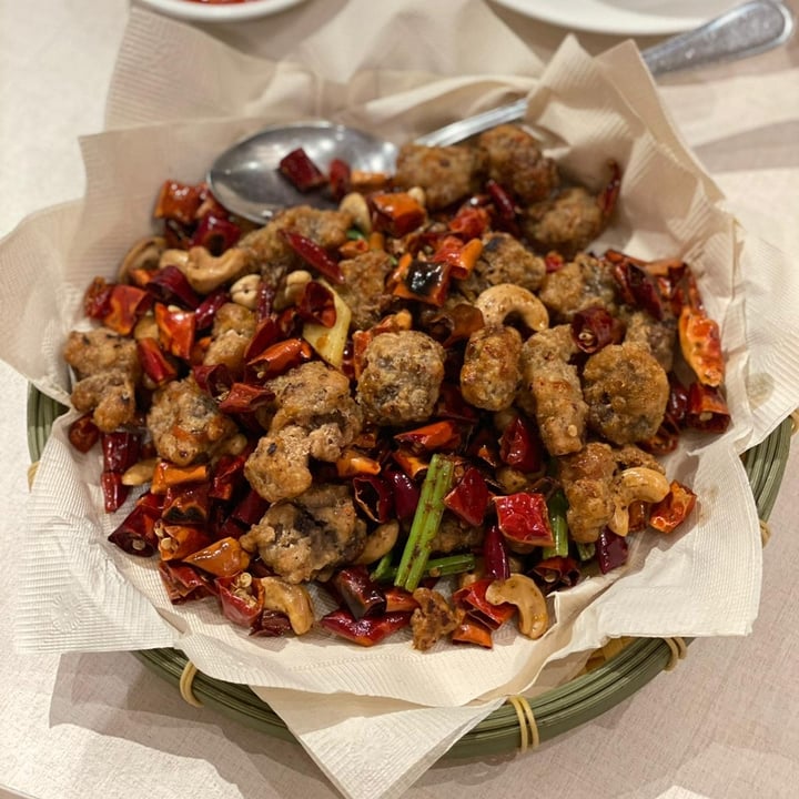 photo of LingZhi Vegetarian - Liat Towers Firecracker Monkey Head Mushrooms shared by @plantbasedlifestyle on  23 Oct 2021 - review