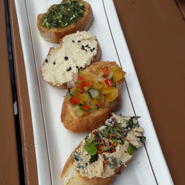 photo of Afterglow By Anglow Bruschetta shared by @veganfoodieomgopnik on  03 Jan 2021 - review